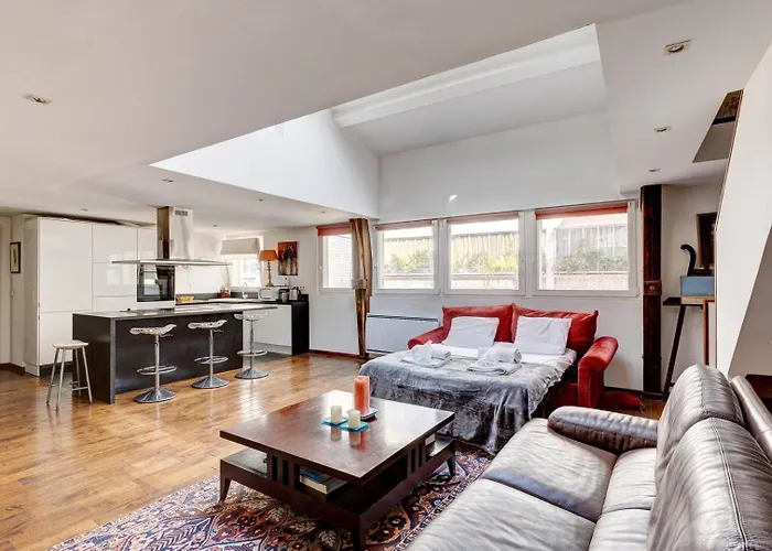 259 Suzy - Superb Duplex In Lejlighed